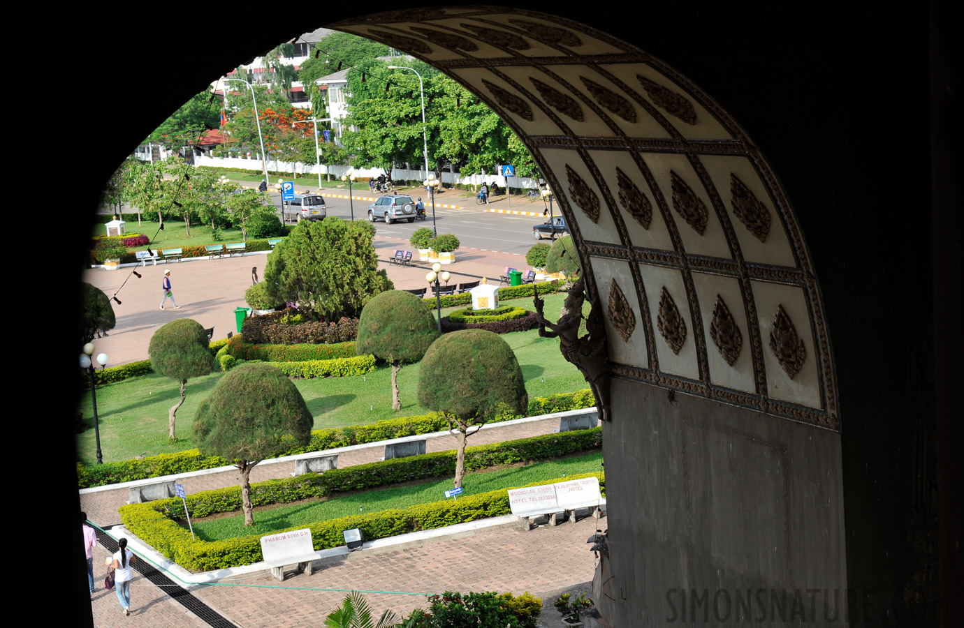 Vientiane [70 mm, 1/320 sec at f / 11, ISO 400]